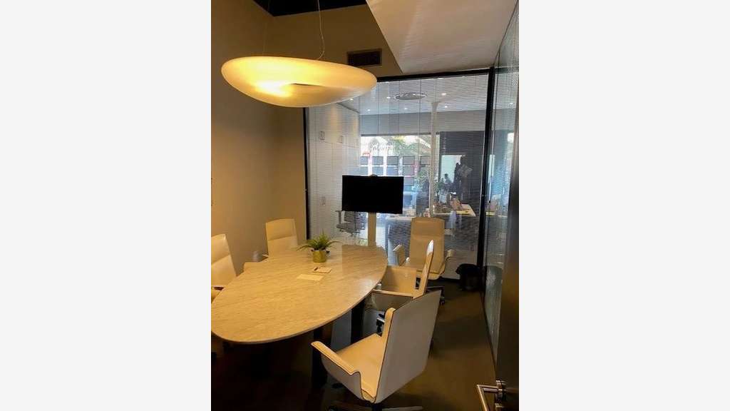Très beau local à louer 138m² à Strasbourg centre