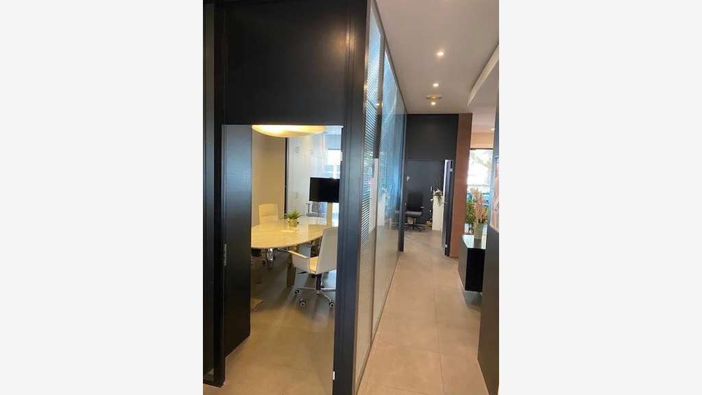 Très beau local à louer 138m² à Strasbourg centre