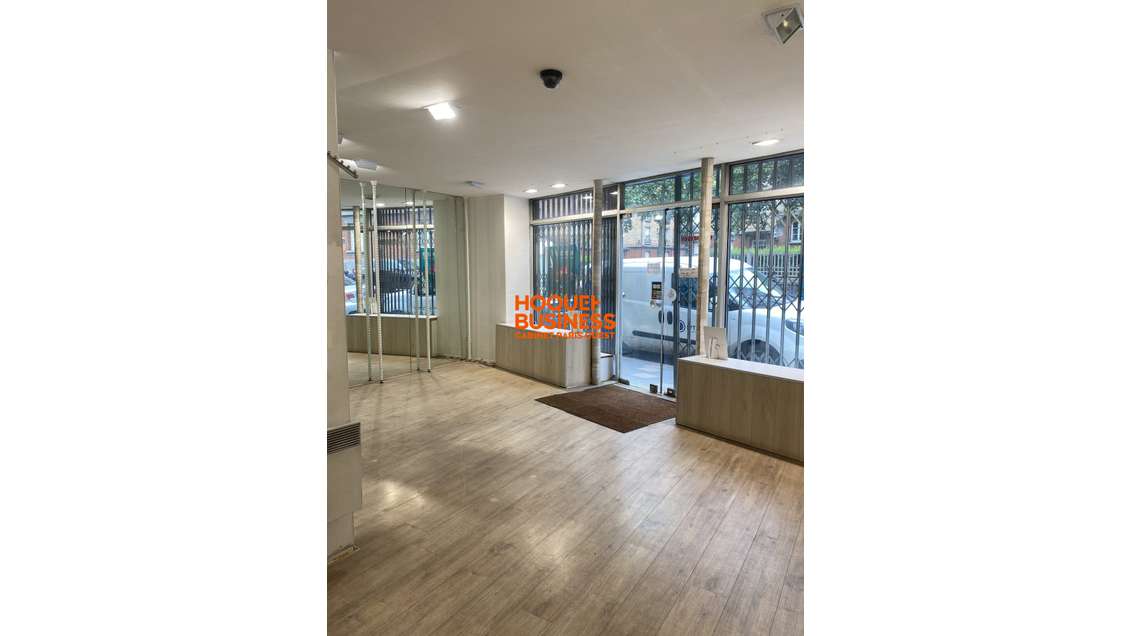 Location local commercial 88m² à Suresnes centre
