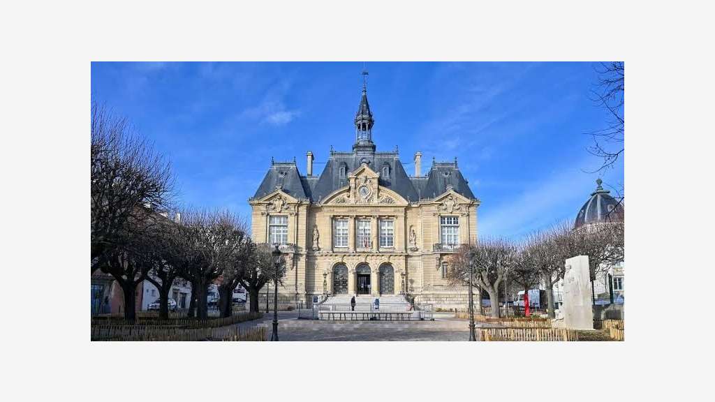 LOCATION PURE 96M2 - SURESNES - IDÉAL CABINET
