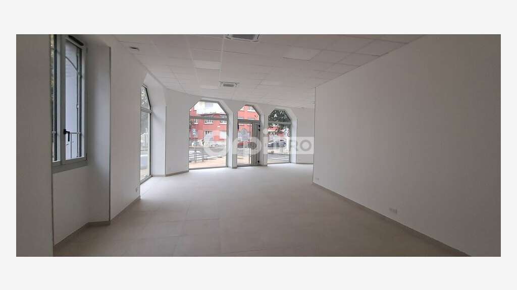 Local commercial 73m² à louer Tarbes hyper centre