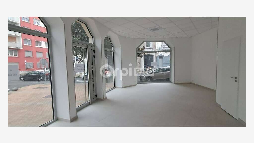 Local commercial 73m² à louer Tarbes hyper centre