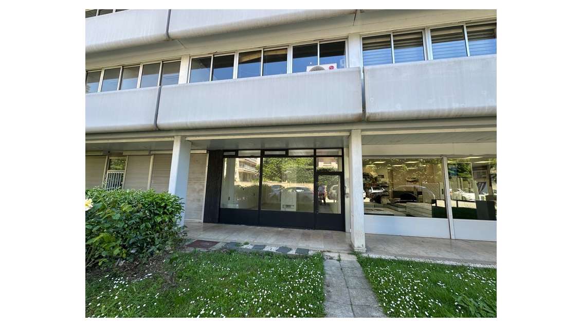 Local 45m² à louer au PHARE à Tassin-la-Demi-Lune