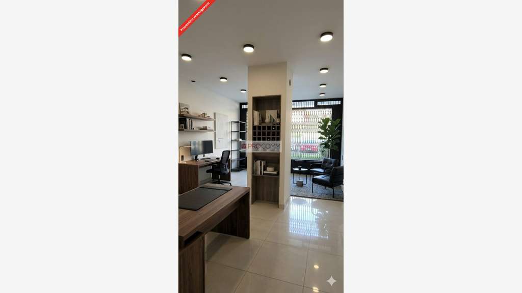 Boutique de 42m² à louer à Tassin la Demi Lune