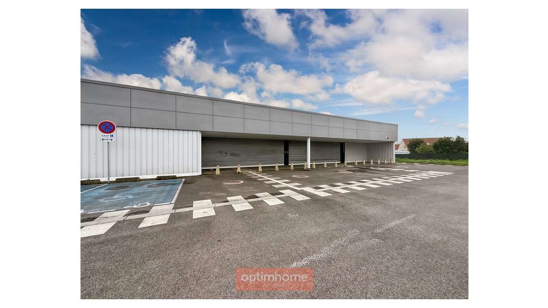 Loue local commercial retail park 1 707m² Tergnier