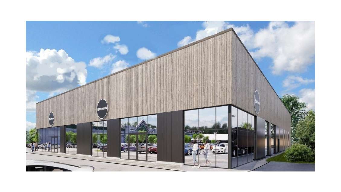 Local commercial 600m² à louer à Theix-Noyalo