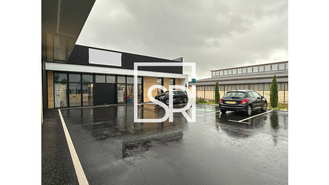 Local commercial à louer ZA principale de Thiers 