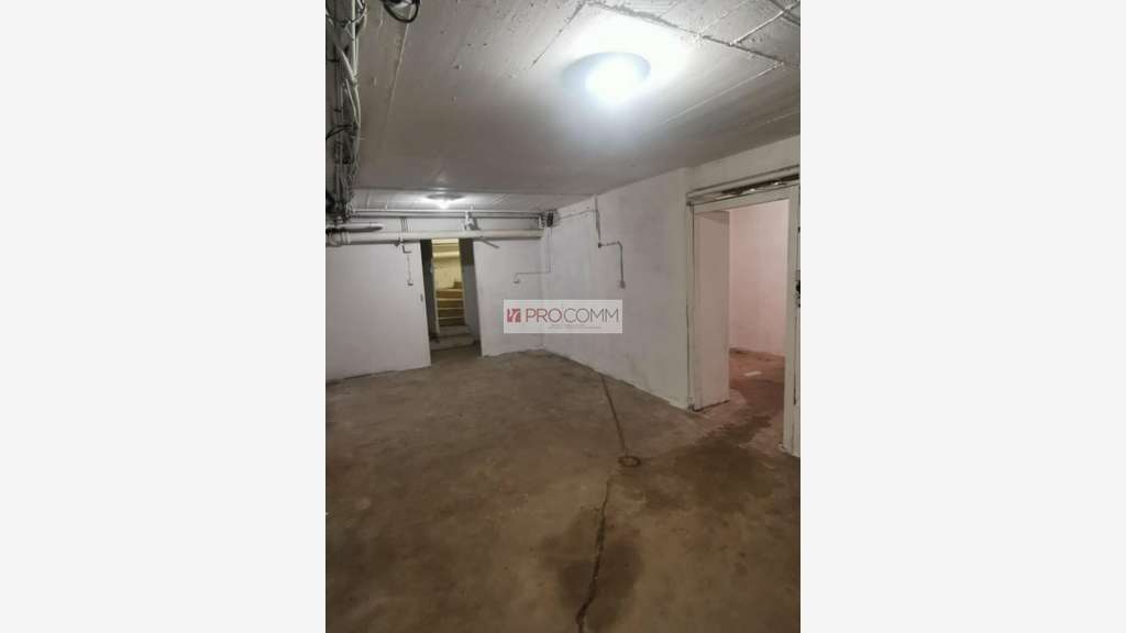 À louer local commercial de 268m² à Thionville