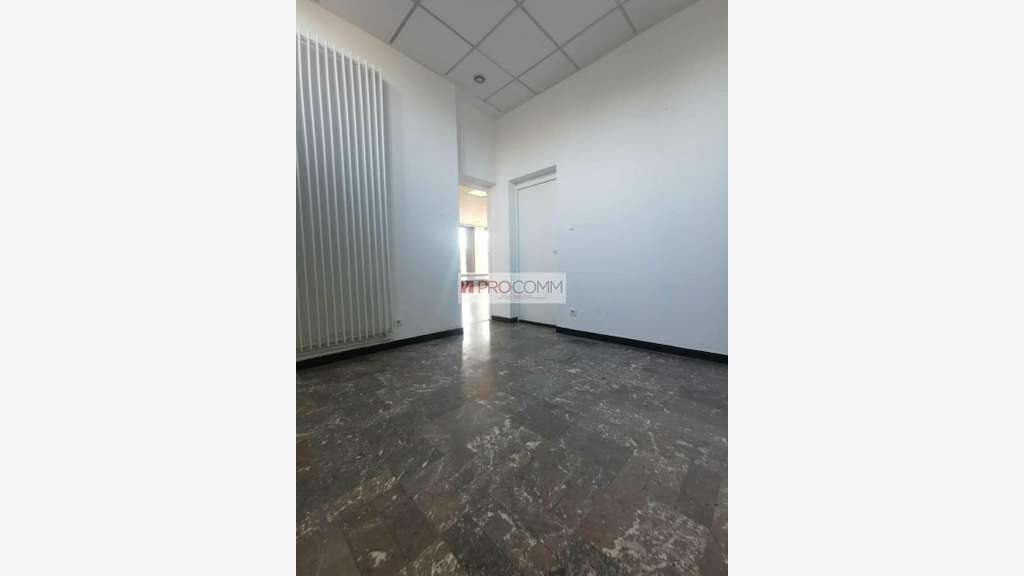 Local commercial 58m² à louer entrée de Thionville