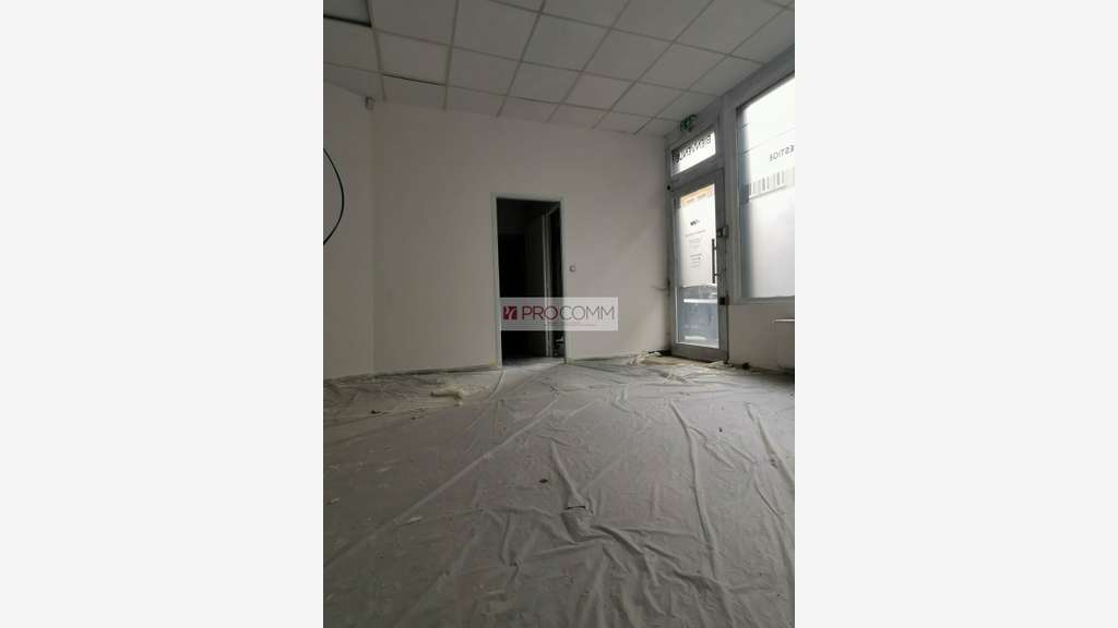Local commercial de 75m² à louer à Thionville