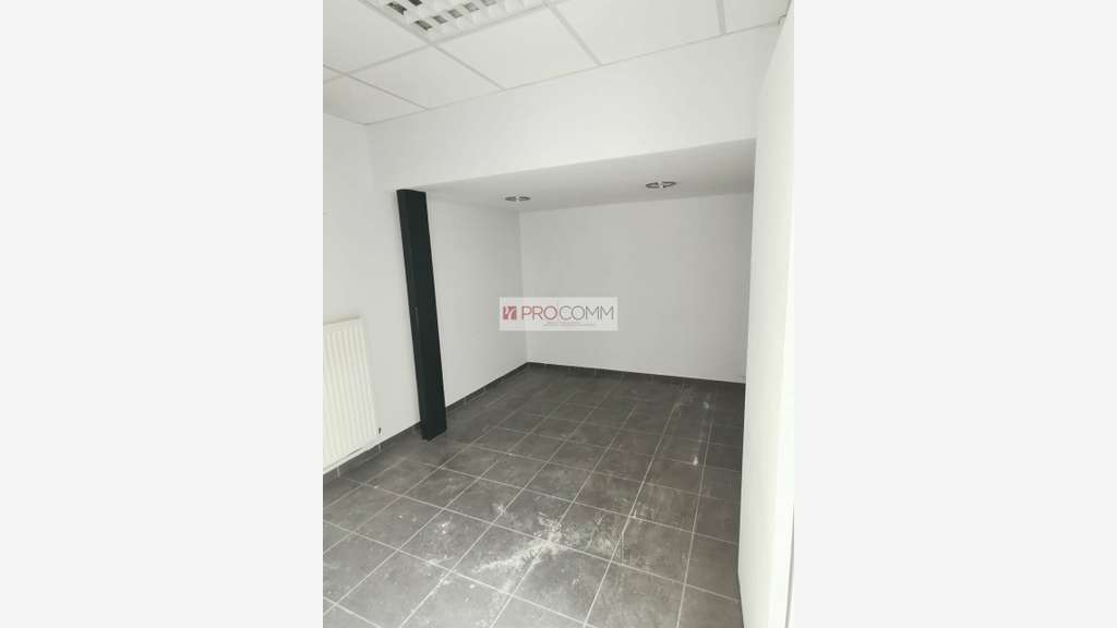 Local commercial de 75m² à louer à Thionville