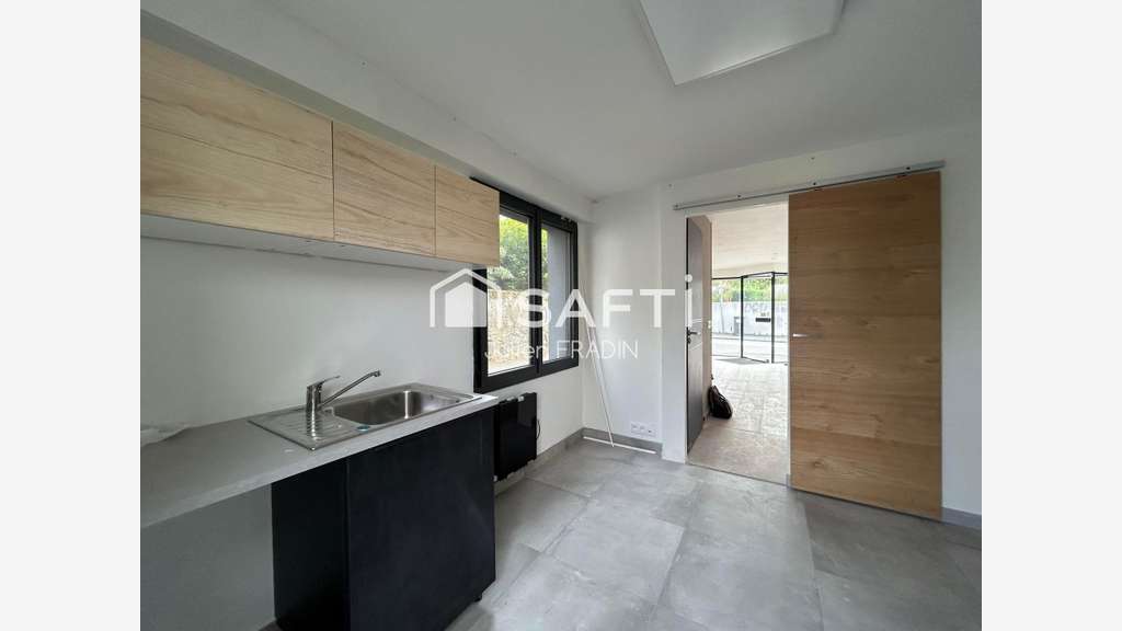 Loue local bureaux de 30m² à Thouaré-sur-Loire