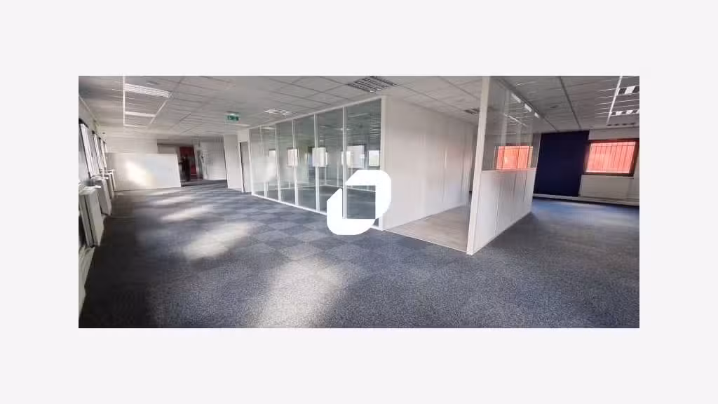 A louer Local commercial 476m² Torcy
