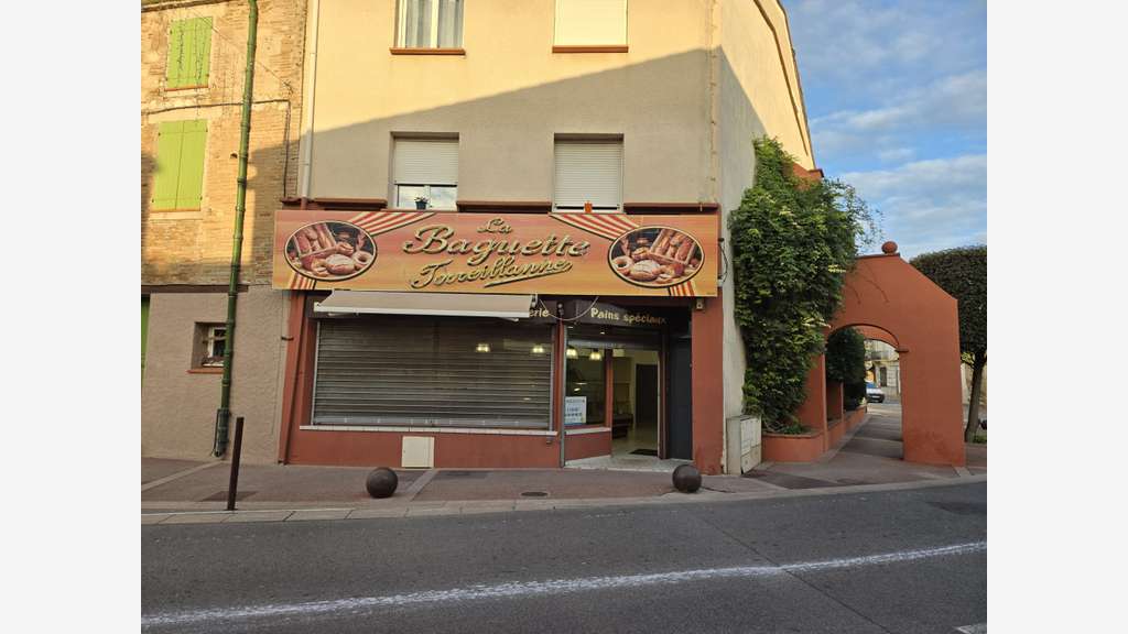A louer local commerce 100m² à Torreilles centre
