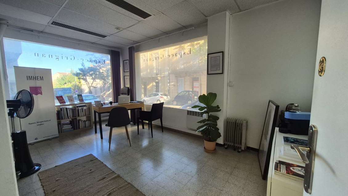 A louer bureaux 75m RDC à Toulon Le Mourillon