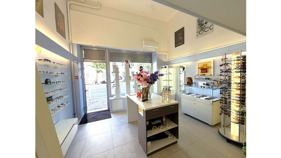 A louer local commercial 32m² Toulon zone franche