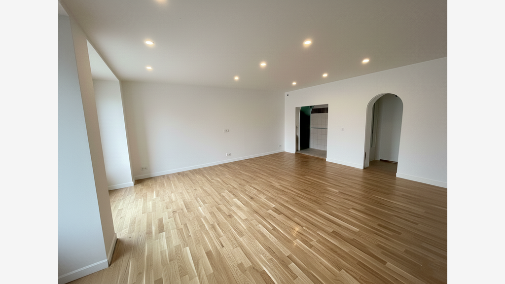 A louer local commercial 48m² ZFU Toulon centre