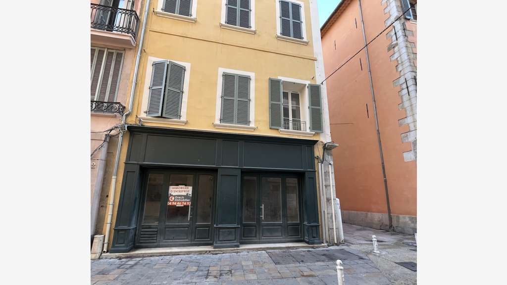 A louer local commercial 48m² ZFU Toulon centre