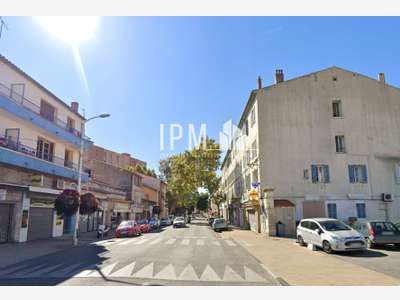 A louer local commercial 427m² à Toulon centre
