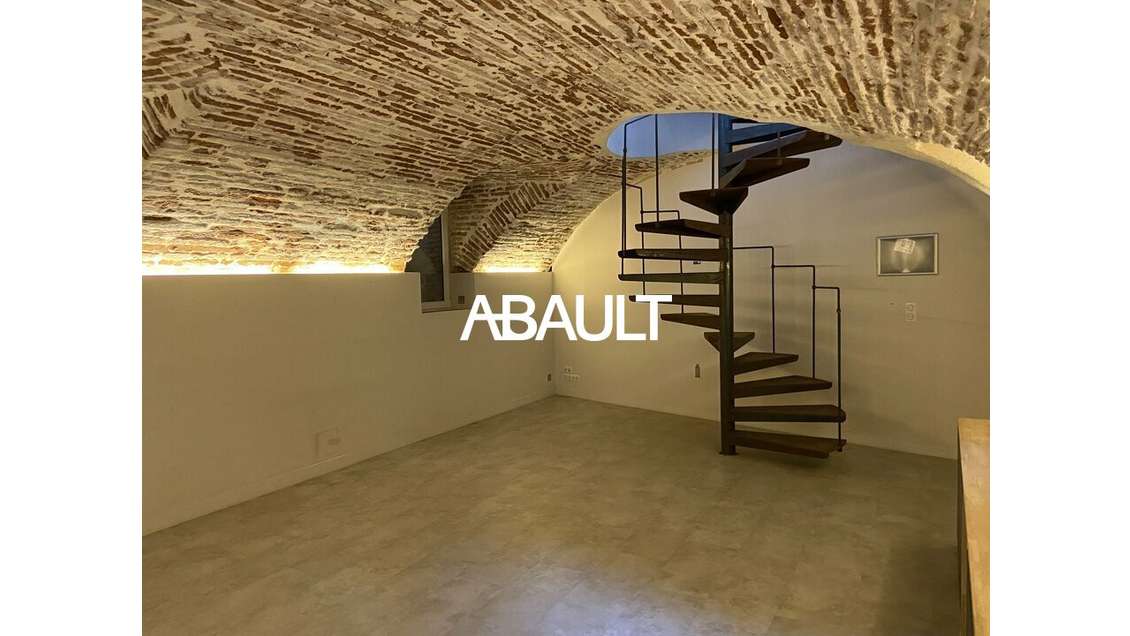 Local 117m² à louer à Toulouse Ozenne