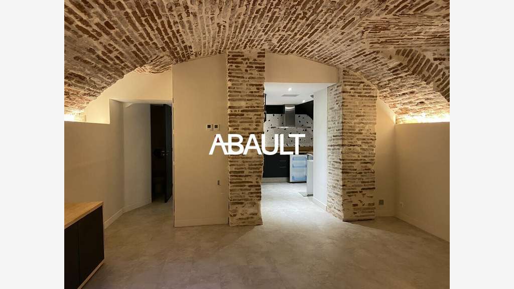 Local 117m² à louer à Toulouse Ozenne