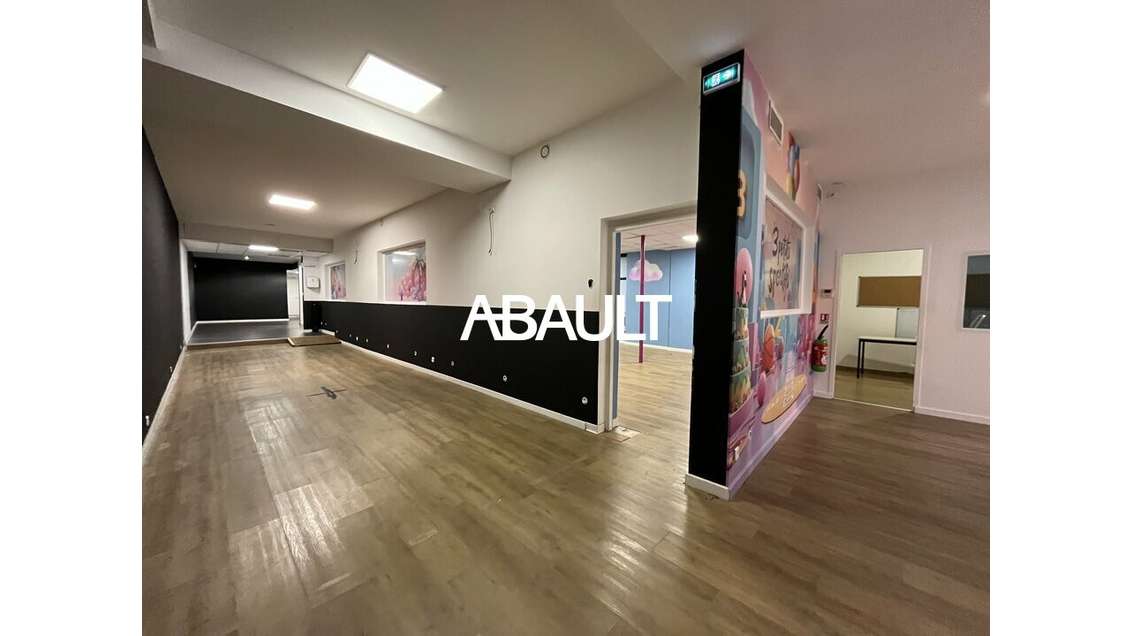 Local 300m² à louer à Toulouse Compans Caffarelli