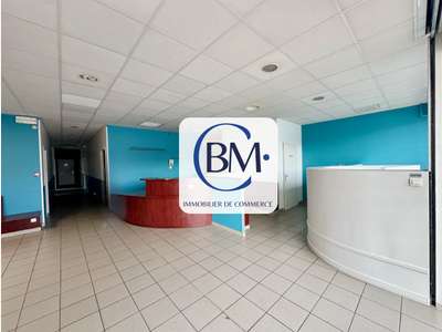 À louer local commercial 290m² à Toulouse Glacière