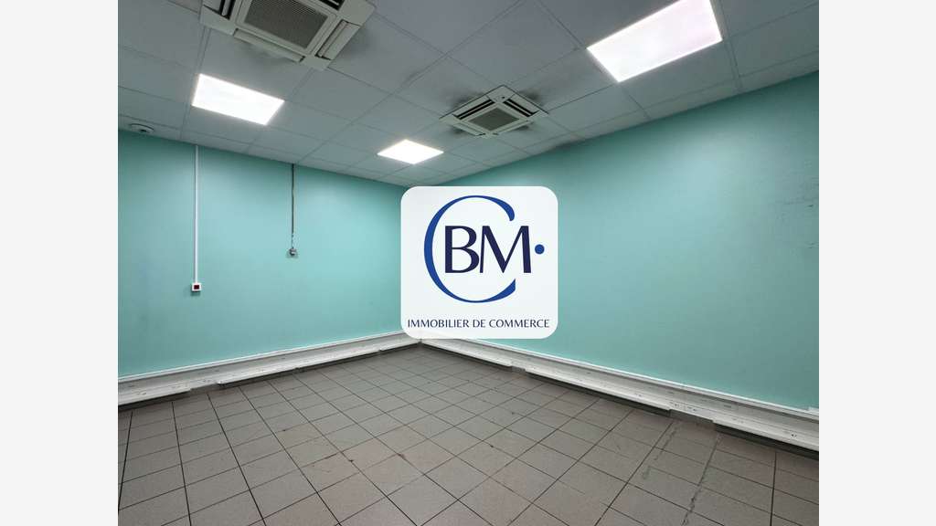 À louer local commercial 290m² à Toulouse Glacière