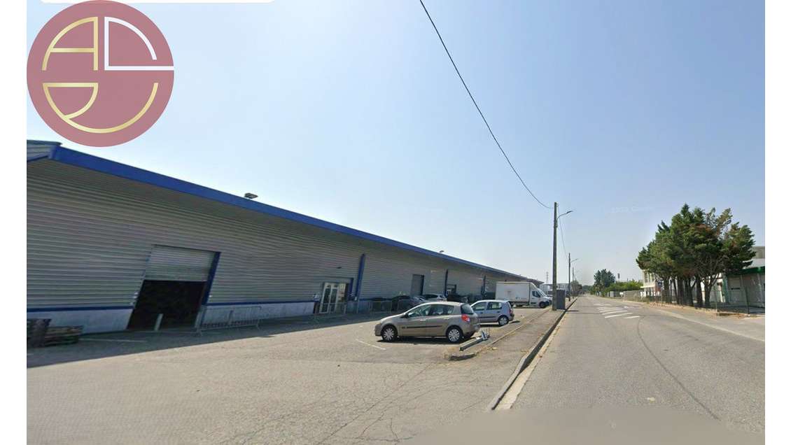 Location local commercial 458m² Toulouse Sud Ouest