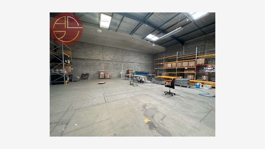 Location local commercial 458m² Toulouse Sud Ouest