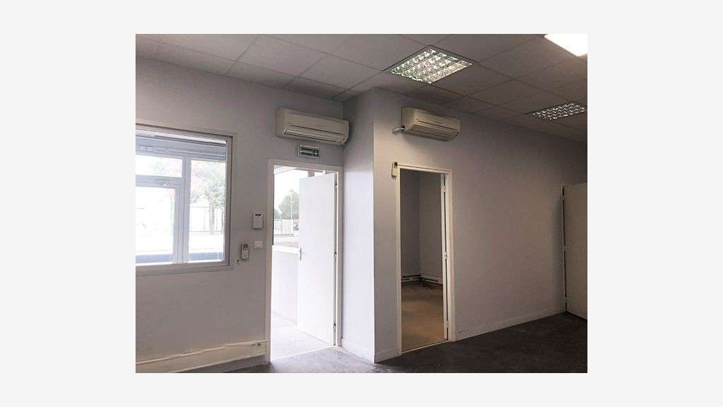 Location local commercial 458m² Toulouse Sud Ouest