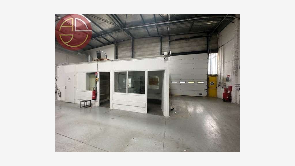 Location local commercial 458m² Toulouse Sud Ouest