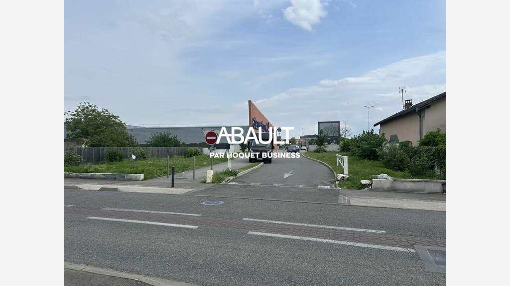 Bâtiment mixte de 400m² à louer à Toulouse