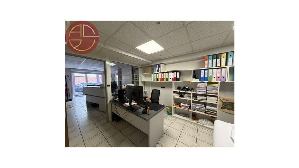 Location local commercial 210m² à Toulouse Raisins