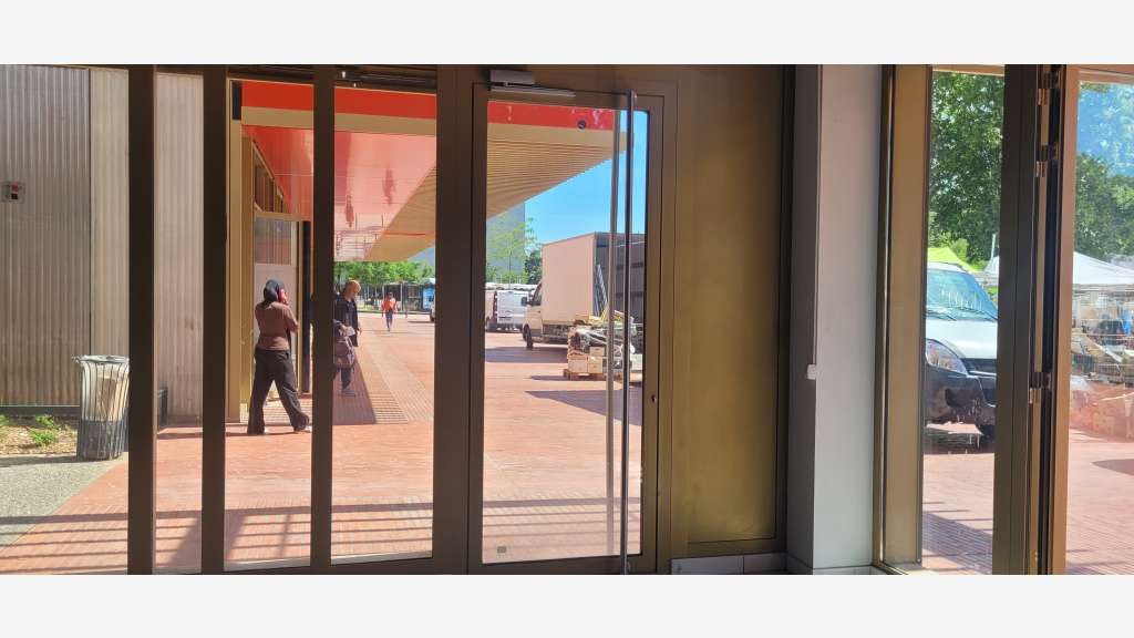 Local professionnel 67m² à Toulouse Empalot