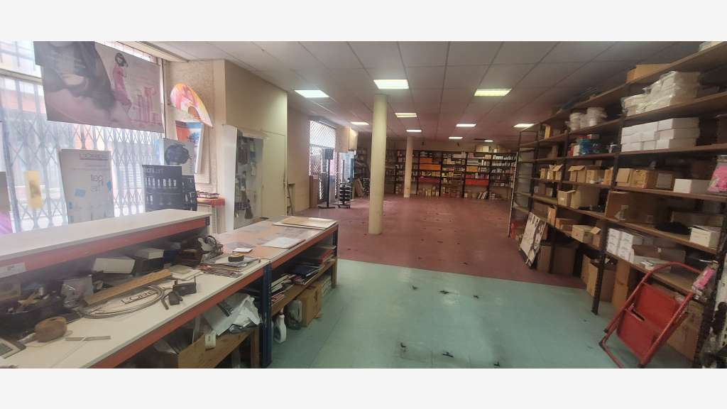 Local professionnel 210m² centre Toulouse
