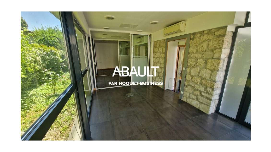 Local commercial 146m² à louer à Toulouse