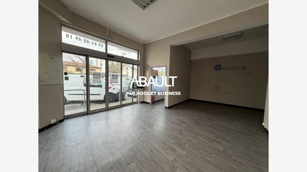 Local commercial de 360m² à louer à Toulouse