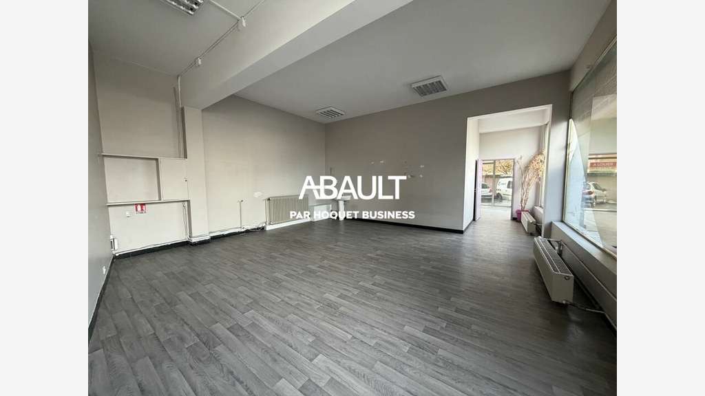 Local commercial de 360m² à louer à Toulouse