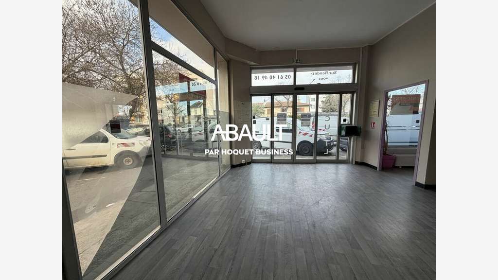 Local commercial de 360m² à louer à Toulouse