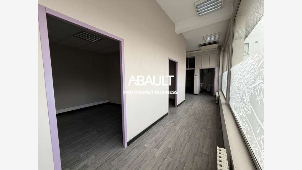 Local commercial de 360m² à louer à Toulouse