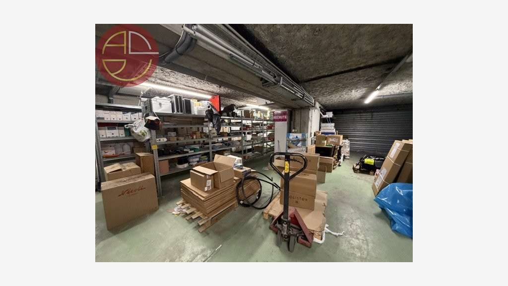 Location local commercial 210m² Toulouse Raisins