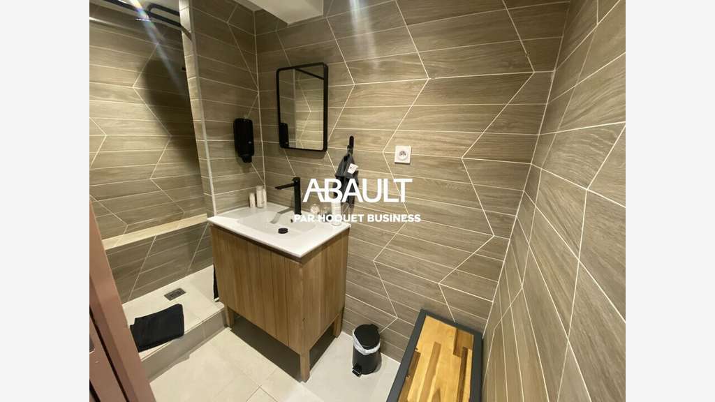 Local commercial de 77m² à louer Toulouse centre