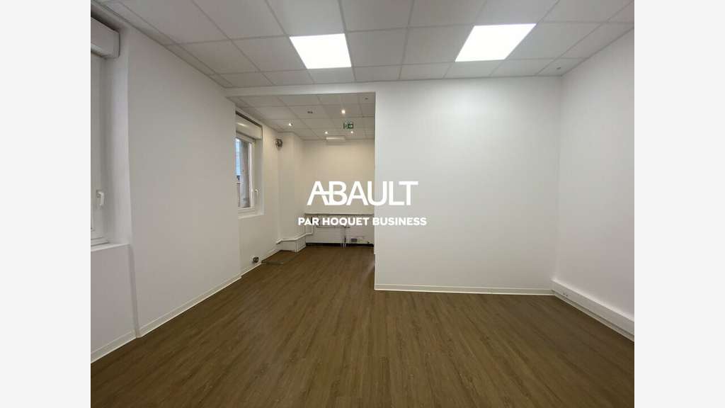 Local commercial traversant 61m² à louer Toulouse
