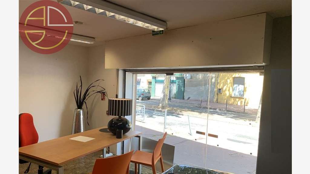 Loue local de 700m² à Toulouse Barrière de Paris