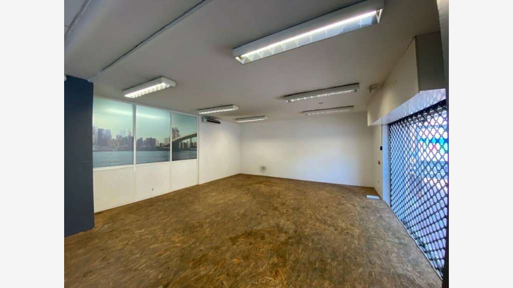 Loue local de 700m² à Toulouse Barrière de Paris