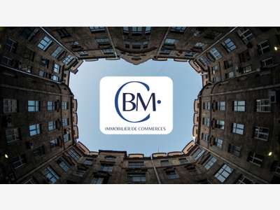A louer - Local commercial 70,76 m² - Rue des