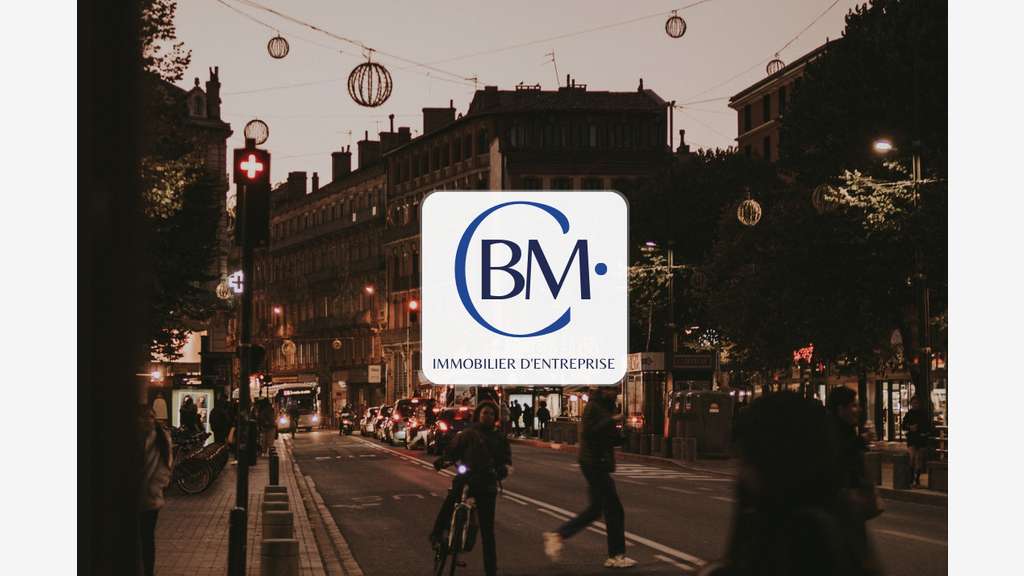 A louer - Local commercial 70,76 m² - Rue des