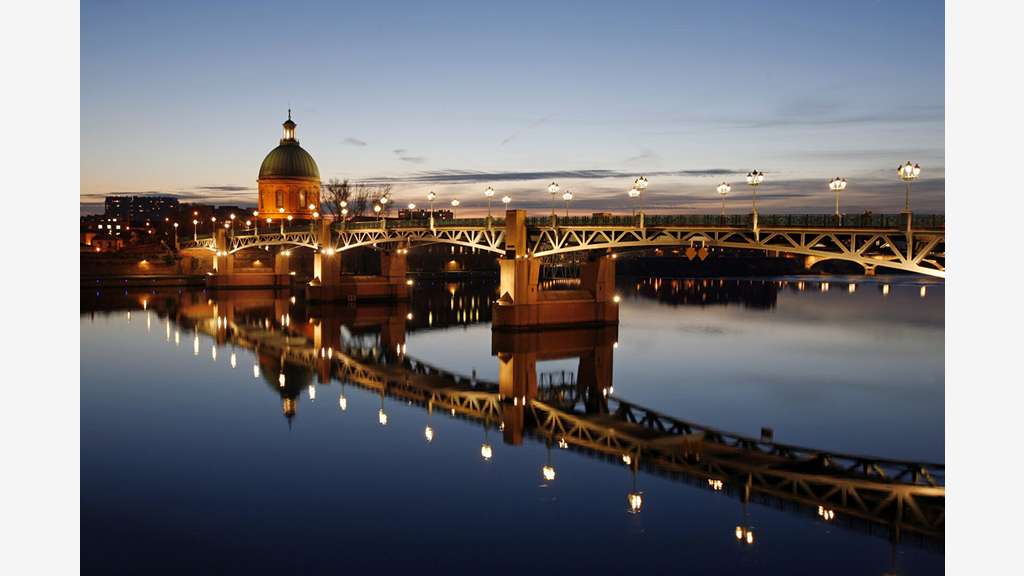 Local commercial Divers Toulouse 77 m2