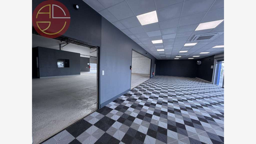 Location local commercial 380m² Toulouse Sud-Ouest